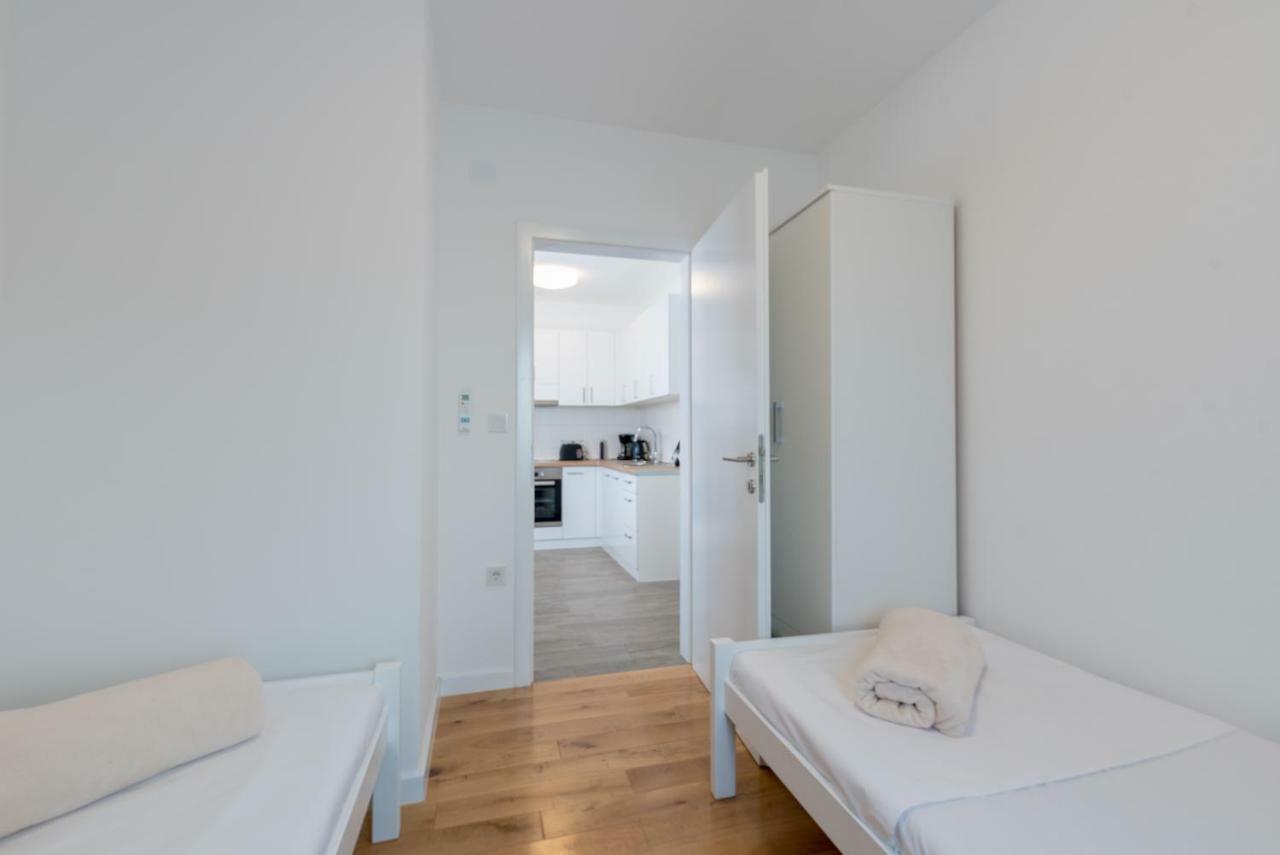 Villa Anja 1st floor Peroj Eksteriør billede