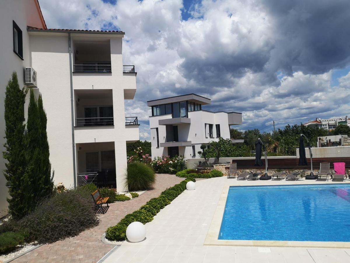 Villa Anja 1st floor Peroj Eksteriør billede