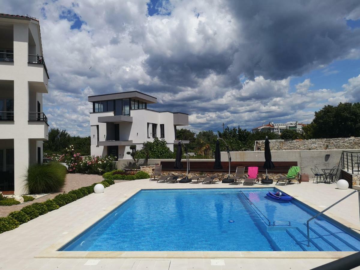 Villa Anja 1st floor Peroj Eksteriør billede