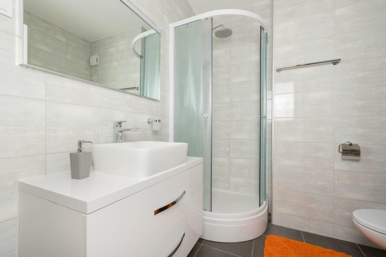 Villa Anja 1st floor Peroj Eksteriør billede