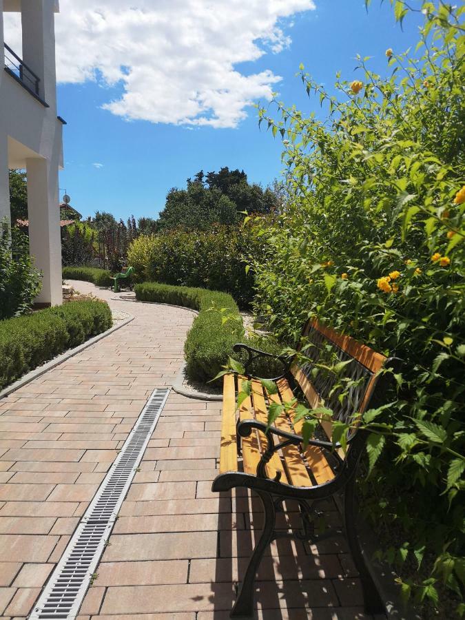Villa Anja 1st floor Peroj Eksteriør billede