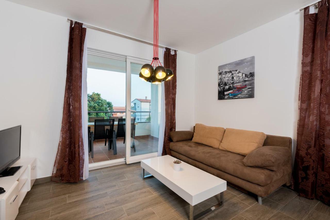 Villa Anja 1st floor Peroj Eksteriør billede