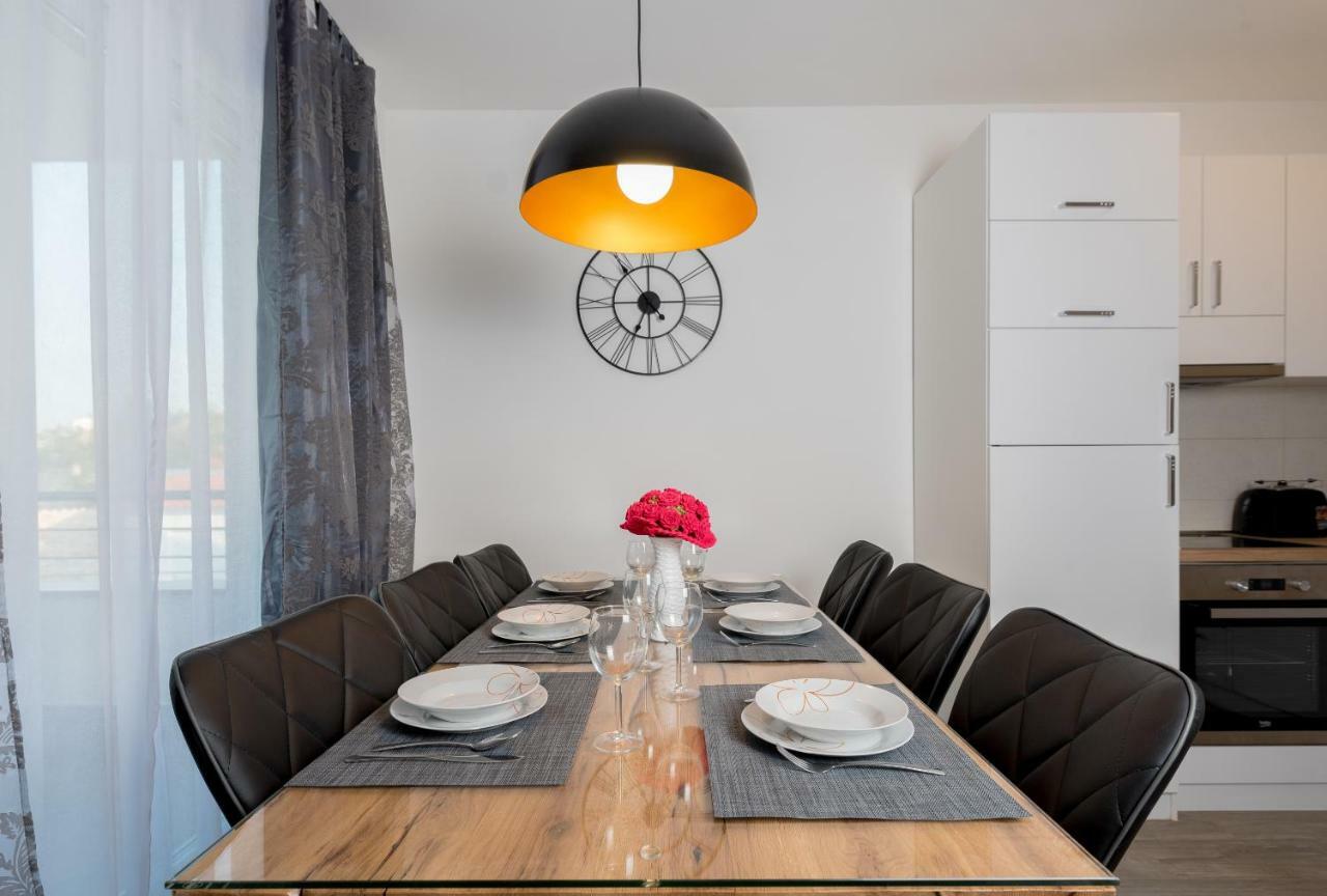 Villa Anja 1st floor Peroj Eksteriør billede