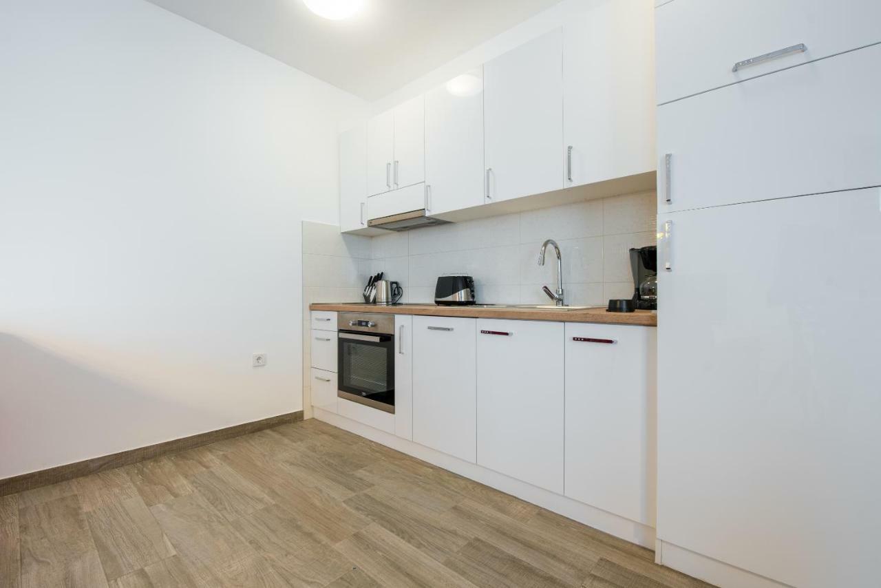 Villa Anja 1st floor Peroj Eksteriør billede